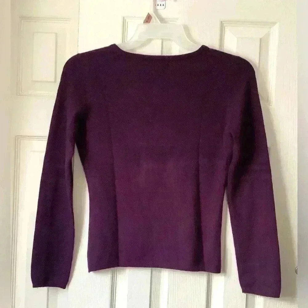 Sutton Studio Only At Bloomingdale’s purple Cashmere V NeckSweater Size Small - Picture 4 of 4